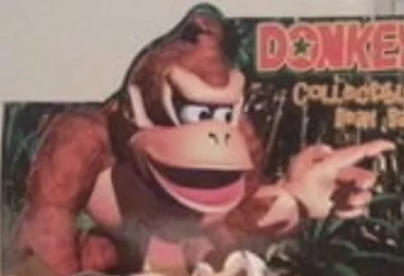 File:DKC DK point alt.png