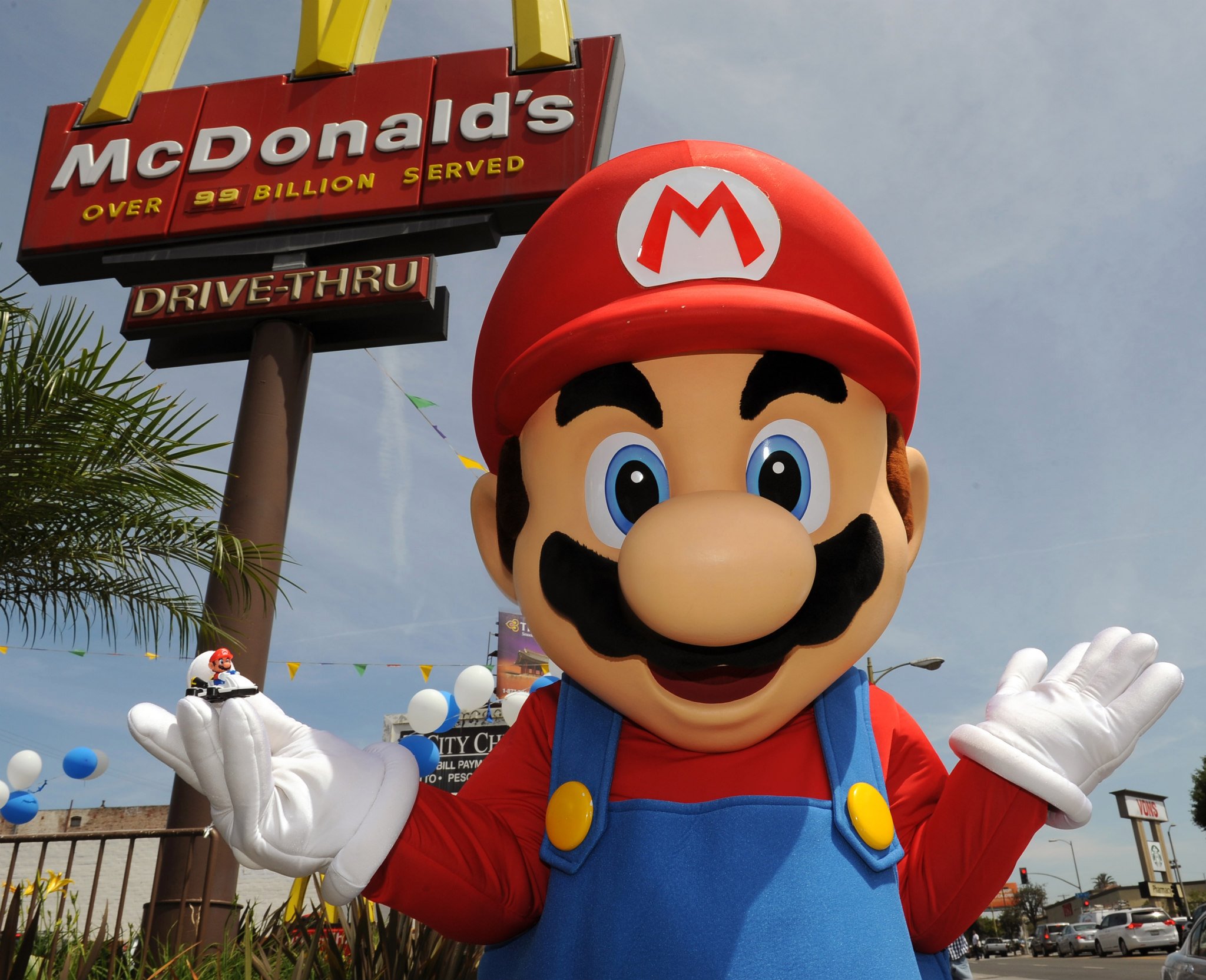 NoA MK8 Happy Meal pic1.jpg