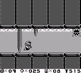 Mario swimming between two Skewers in Turtle Zone. These Skewers do not appear in Easy Mode.