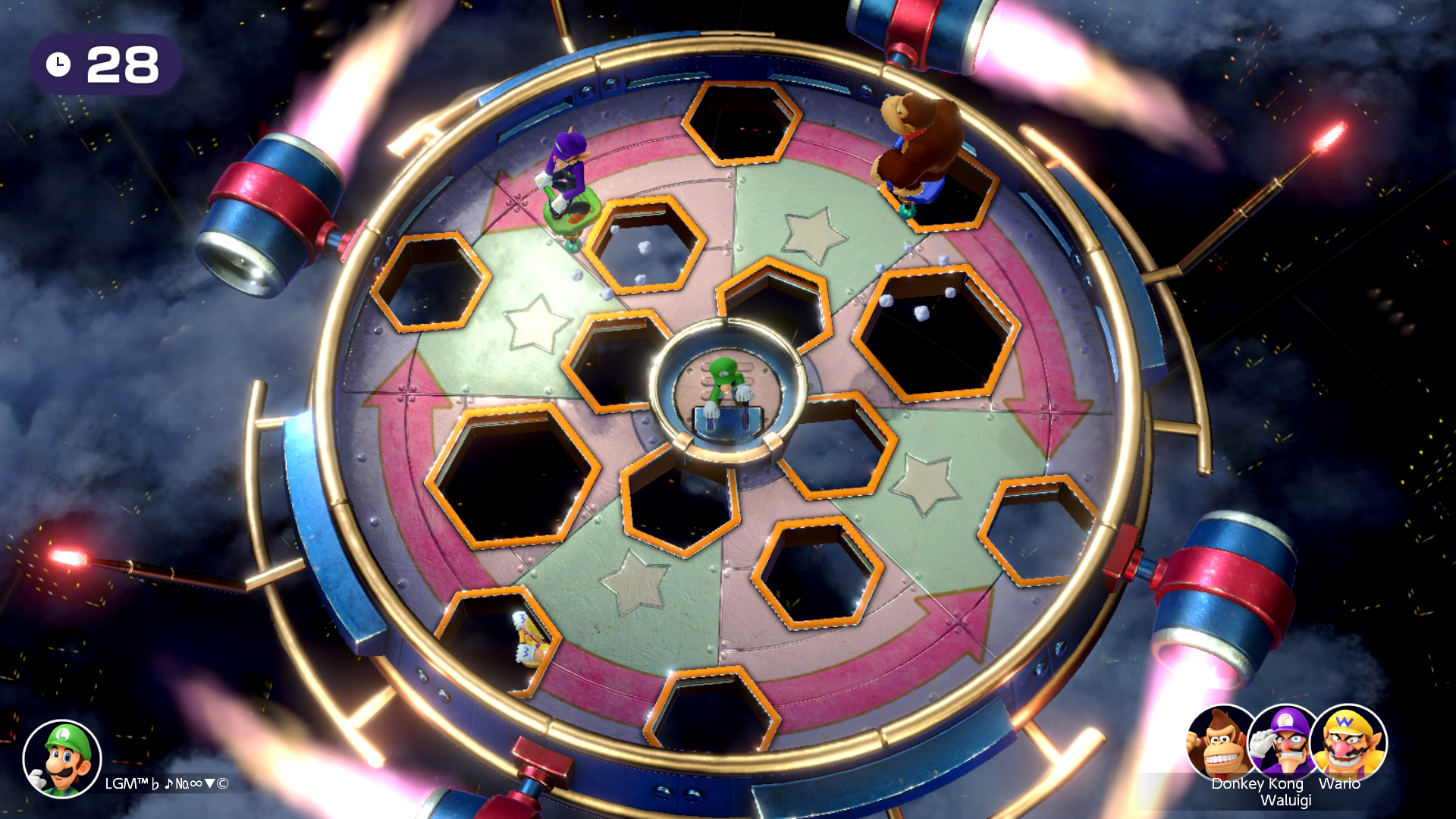 Pogo-a-Go-Go Solo side: Spin the stage to make your rivals fall into a hole. Team side: Don't fall into the holes.
