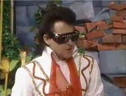 File:ElvisPresley.jpg