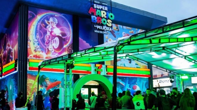 File:TSMBM 7-Eleven.jpg