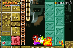 Flaming Wario approaching a Bonfire Block.