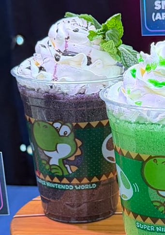 File:SNW Yoshi's Blueberry Ube Smoothie.jpg