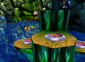 File:DK64 Gloomy Galleon Tiny Golden 2.png
