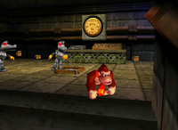 Two Robokremlings behind Donkey Kong in Donkey Kong 64