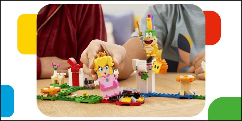 File:PN LEGO Super Mario Peach pic1.jpg