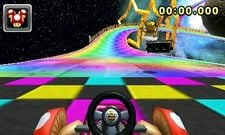 The starting line at Rainbow Road with Honey Queen.