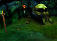 A red Banana Balloon in Creepy Castle.