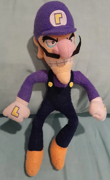 File:Waluigi Goldie plush.png