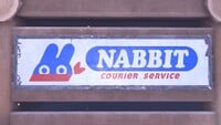 Nabbit Courier Service sign in Mario Kart World