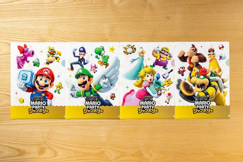 File:7-Eleven SMPJ folders.jpg