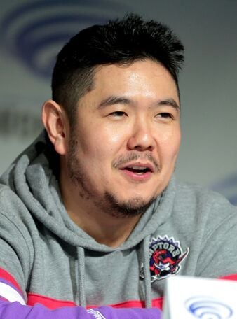 Photo of Eric Bauza