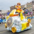 A costumed character of Daisy at the NO LIMIT! Parade at Universal Studios Japan