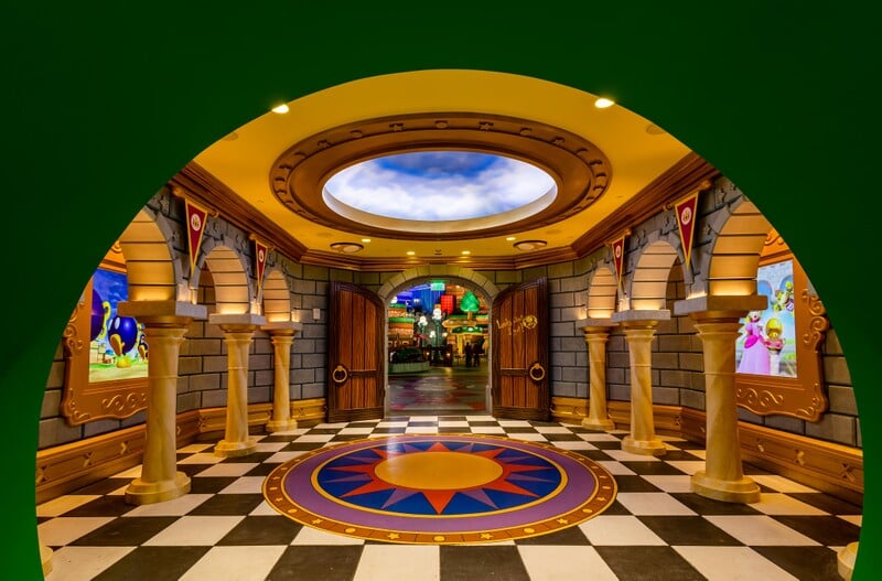 File:SNW Peachs Castle at night.jpg