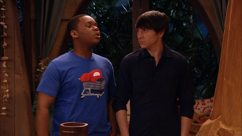 File:PairOfKings Mario Kart Shirt.png