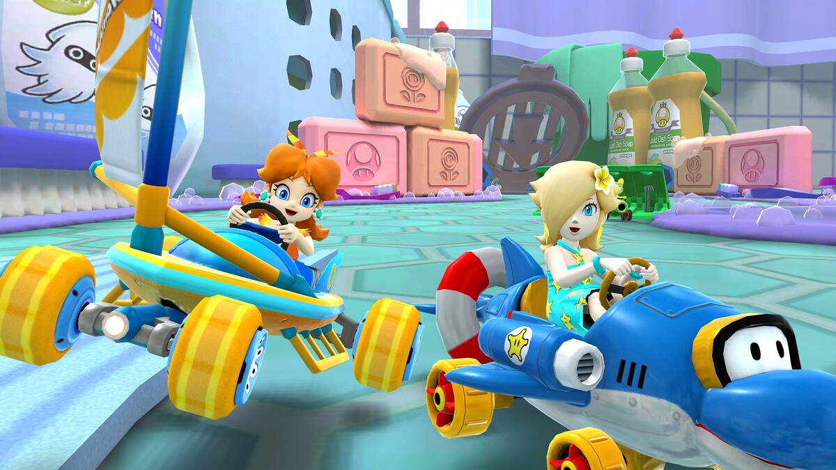 File:MKT Racers on SqueakyCleanSprint.jpg - Super Mario Wiki, the Mario ...