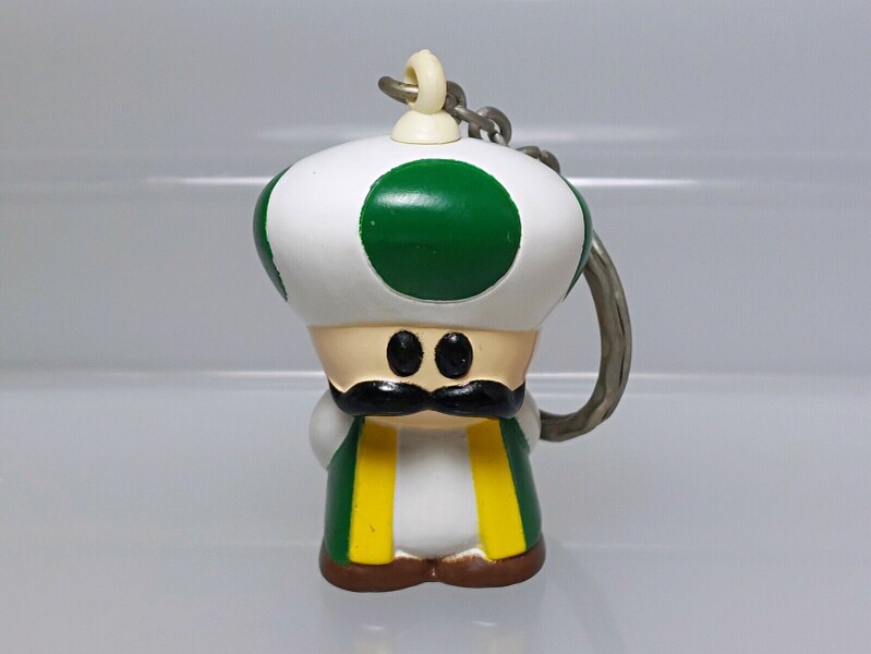 File:Toad chancellor keychain.jpg
