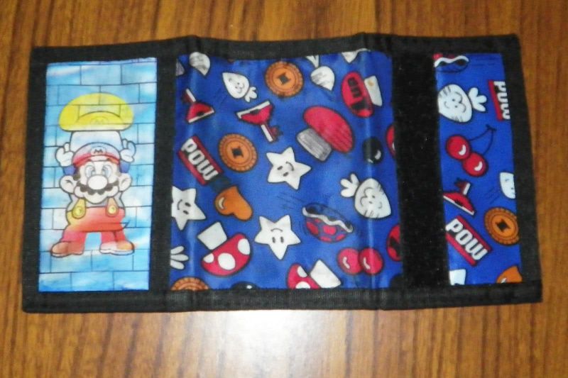 File:Super Mario Bros. 1990 Wallet.jpg