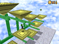 Luigi traversing the pyramid area in the DS version