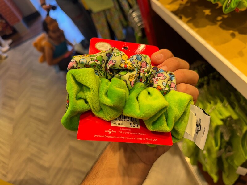 File:SNW UFFN Scrunchies.jpg