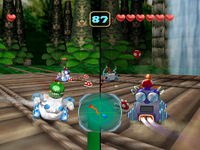 Screenshot of the duel in Jungle Falls from Mario Party 5