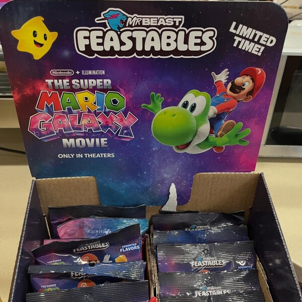 File:TSMGM Feastables topper.jpg