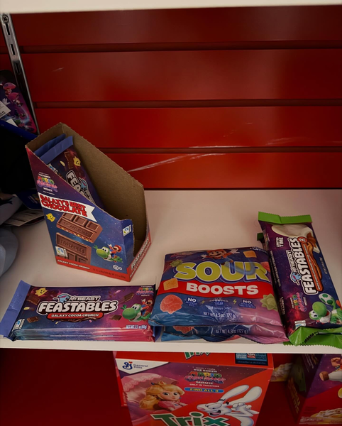 File:TSMGM Feastables package.png