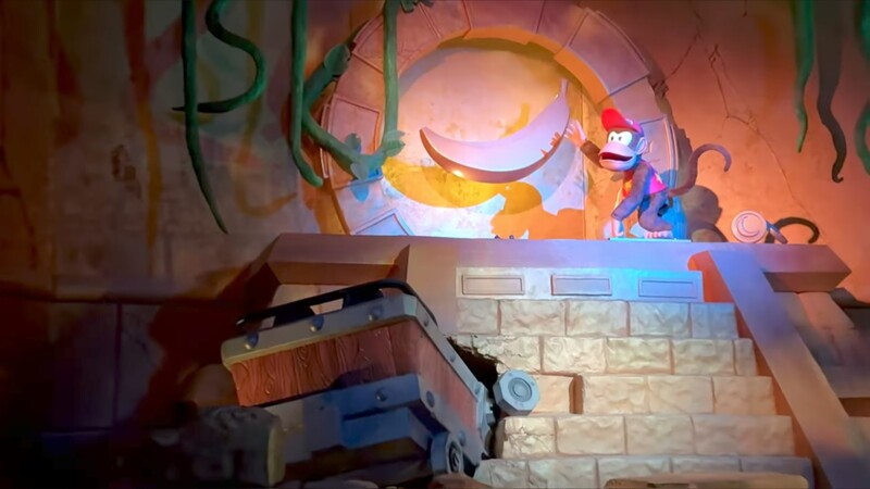 File:SNW-DKC Golden Banana.jpg