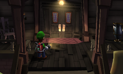 Luigi out front of Gloomy Manor.png