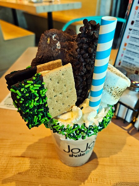 File:HalfBaked 205 12.jpg