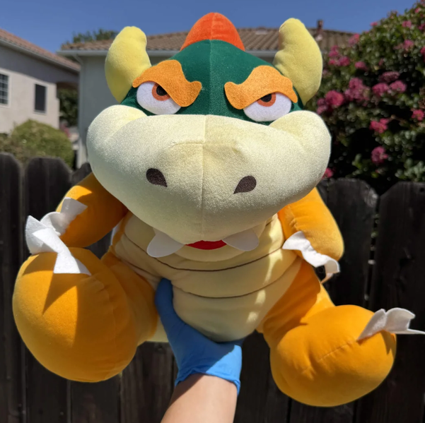 File:Bowser BDA 18 in plush.png