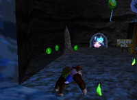 A set of green Bananas, a green Banana Balloon and a set of green Banana Coins in Crystal Caves.