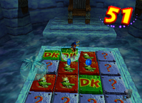 A set of blue Banana Coins and a setup for a Golden Banana for Lanky Kong in Crystal Caves.