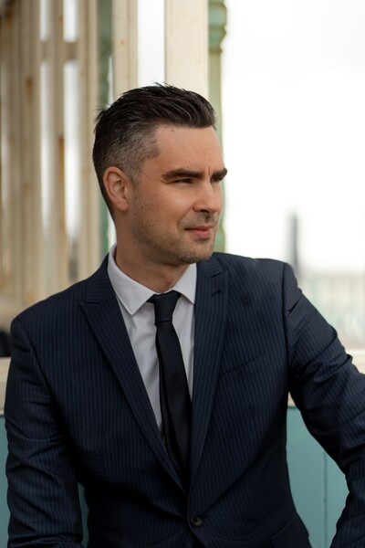 File:Ricky Whiting.jpg