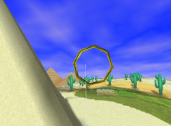 Pyramid Ring, a Ring Shot challenge in Shy Guy Desert from Mario Golf