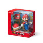 A packaging for Tokotoko Mario, a red shell and a Super Nintendo World flag.
