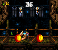Kiddy Kong and Dixie Kong in the second Bonus Level of Fire-Ball Frenzy